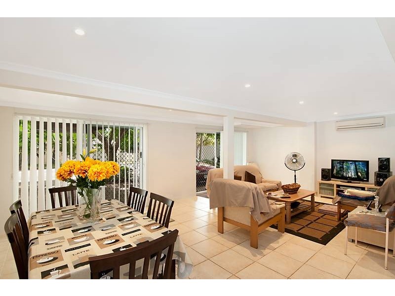 163 Paradise Parade, Paradise Point QLD 4216