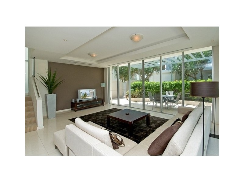 5 Broadbeach Boulevard, Broadbeach QLD 4218