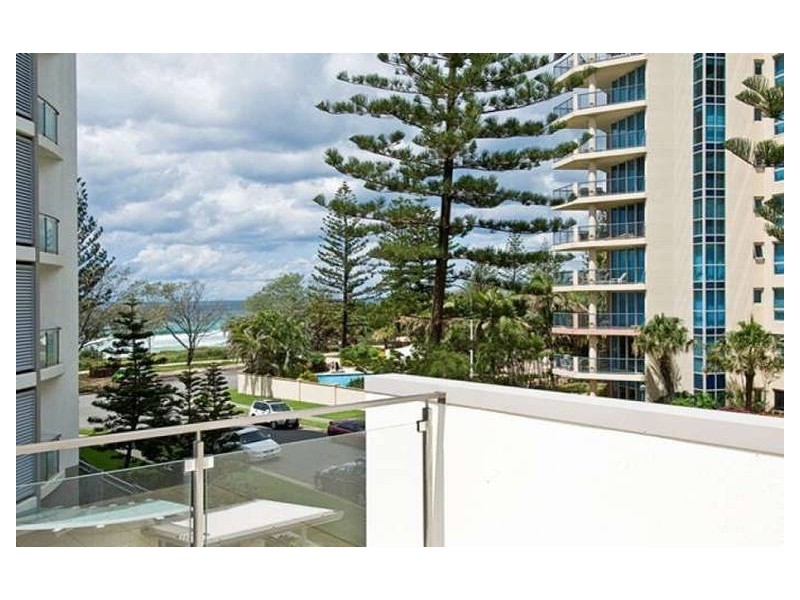 5 Broadbeach Boulevard, Broadbeach QLD 4218