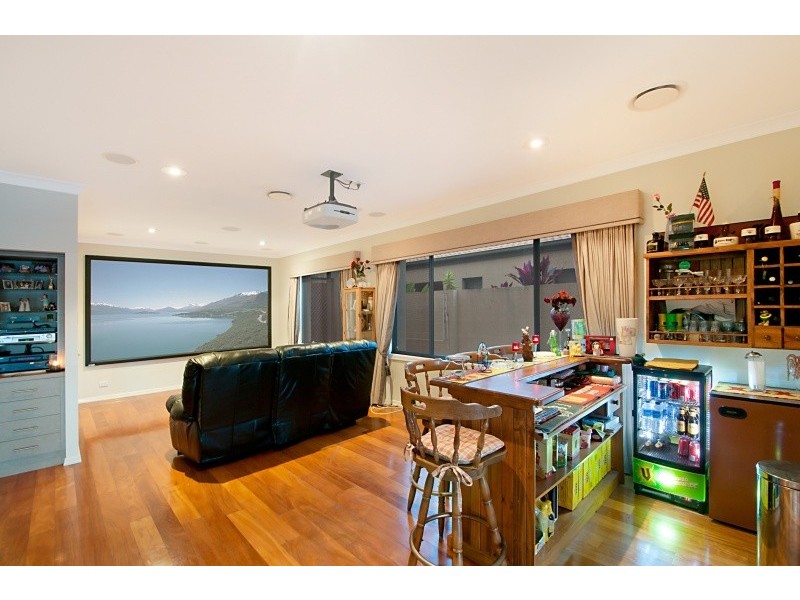 33 Lee Anne Crescent, Monterey Keys QLD 4212