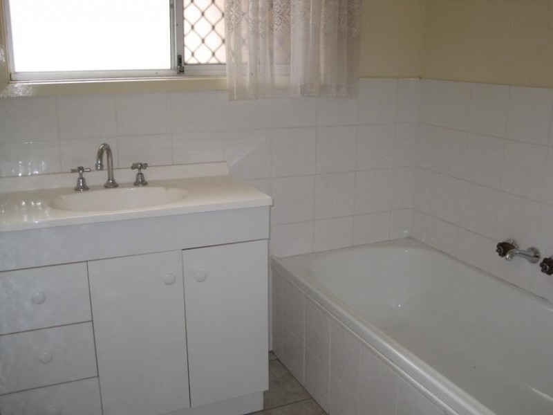 20 Bruce Avenue, Paradise Point QLD 4216