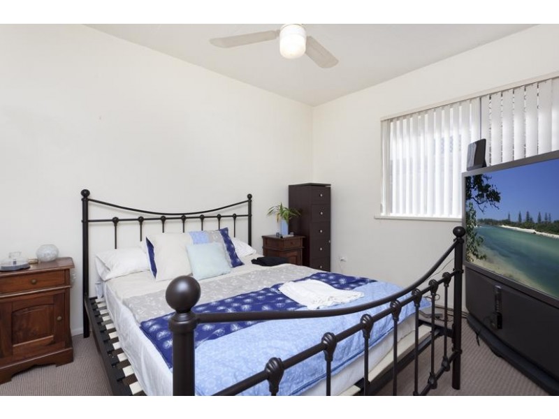 1/8 Nankeen Avenue, Paradise Point QLD 4216