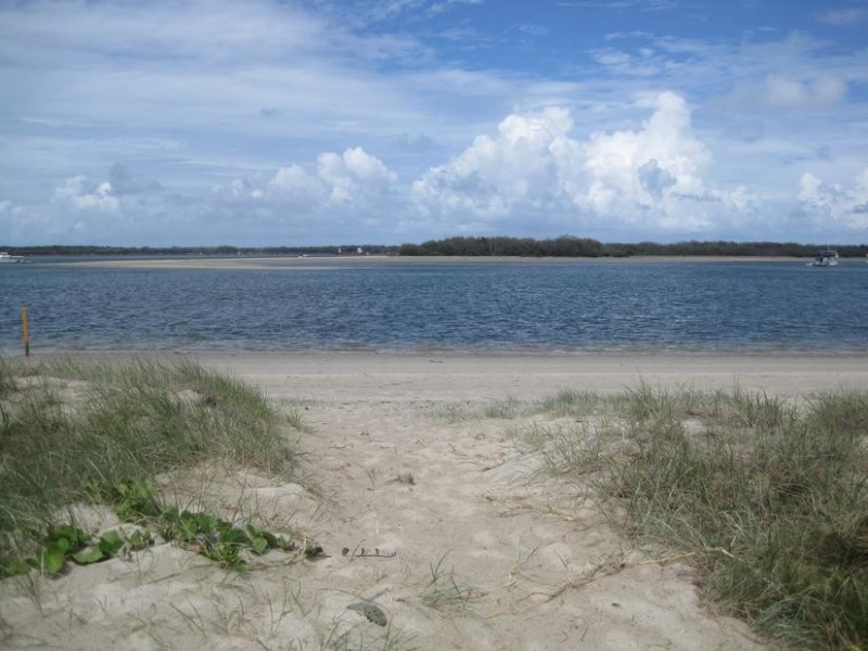 82 Brighton Street, Biggera Waters QLD 4216