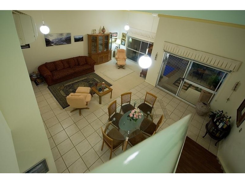 100 Morala Avenue, Runaway Bay QLD 4216