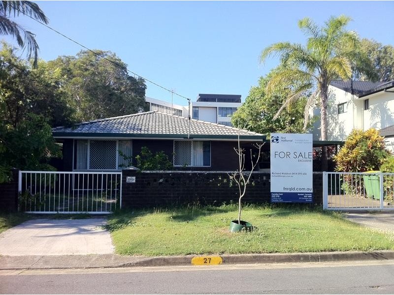 27 Killowil Avenue, Paradise Point QLD 4216