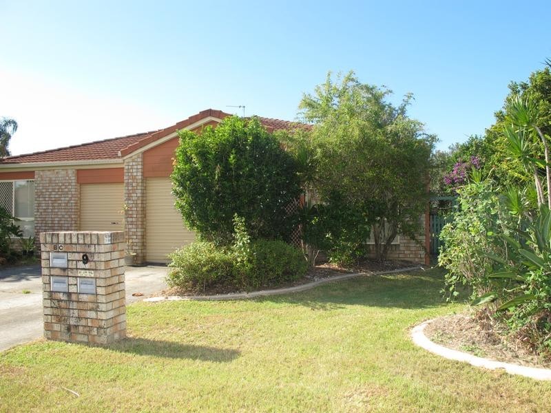 2/9 Crystal Reef Drive, Coombabah QLD 4216