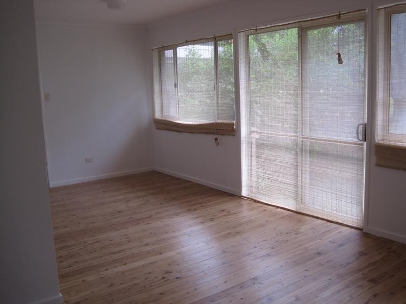 18 Oatland Esplanade, Runaway Bay QLD 4216