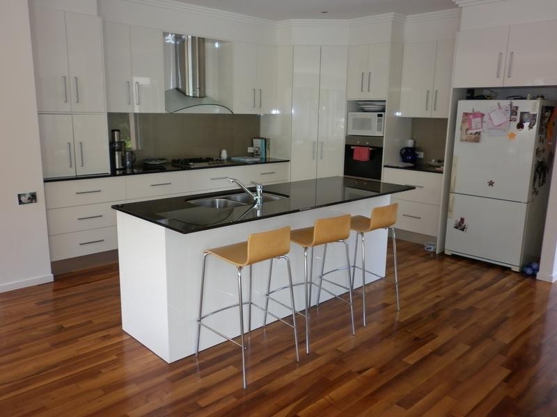 1/5021 Riverwood Place, Benowa QLD 4217