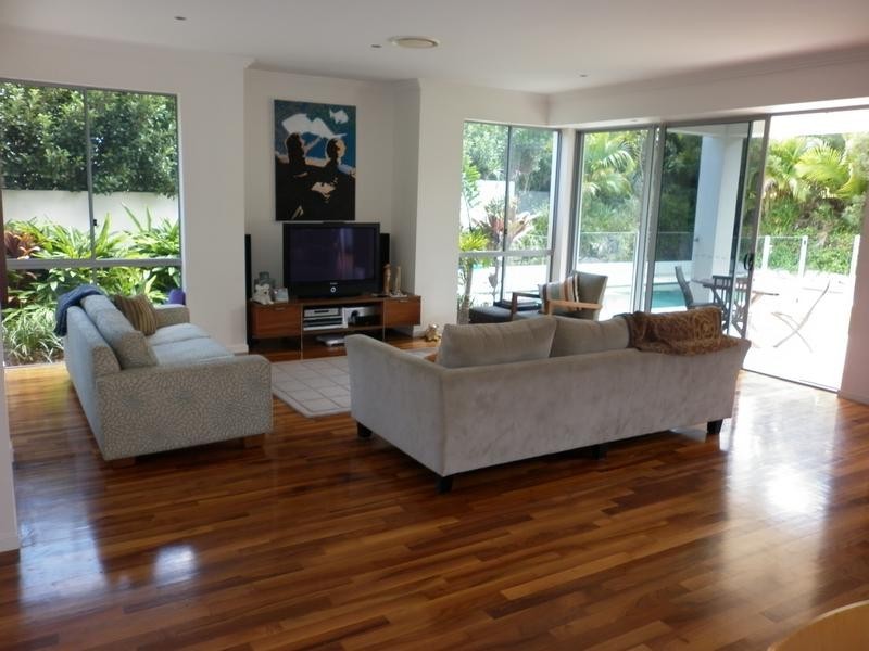 1/5021 Riverwood Place, Benowa QLD 4217