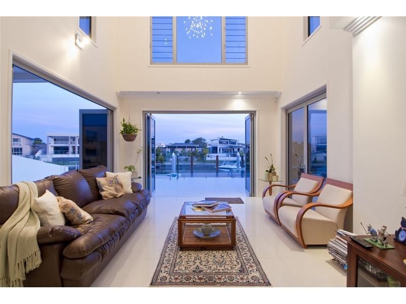 59 Southaven Drive, Helensvale QLD 4212