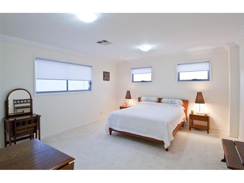 59 Southaven Drive, Helensvale QLD 4212