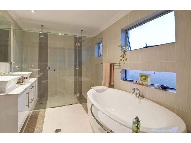 59 Southaven Drive, Helensvale QLD 4212