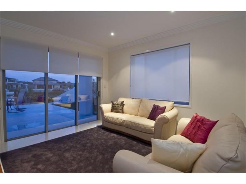 59 Southaven Drive, Helensvale QLD 4212