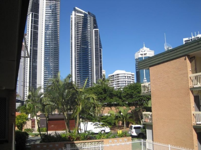 18-22 Tarcoola Crescent, Surfers Paradise QLD 4217