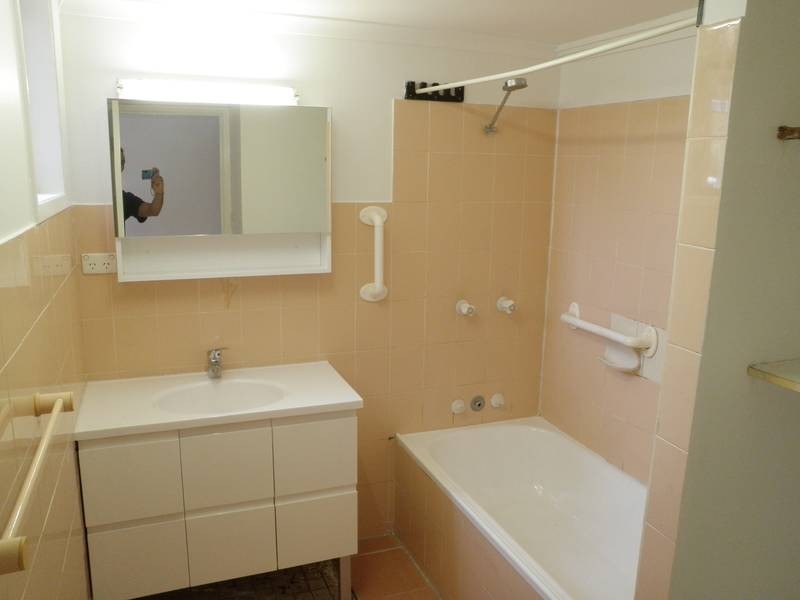 21 Deagon Drive, Runaway Bay QLD 4216