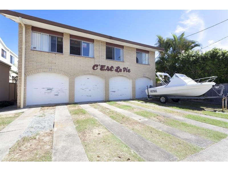 1/8 Nankeen Avenue, Paradise Point QLD 4216