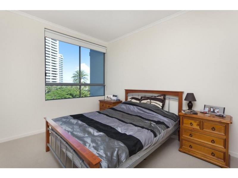 11A/28 Bayview Street, Runaway Bay QLD 4216