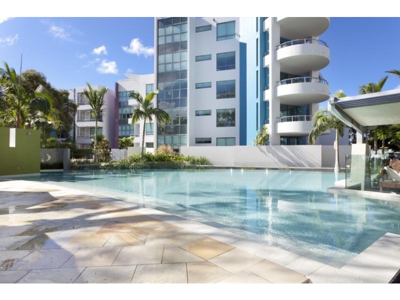 11A/28 Bayview Street, Runaway Bay QLD 4216