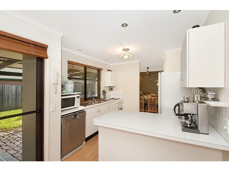 1 Boonah Court, Helensvale QLD 4212