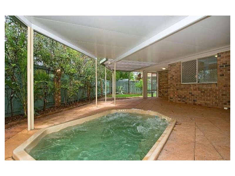 42 Greenwich Court, Robina QLD 4226
