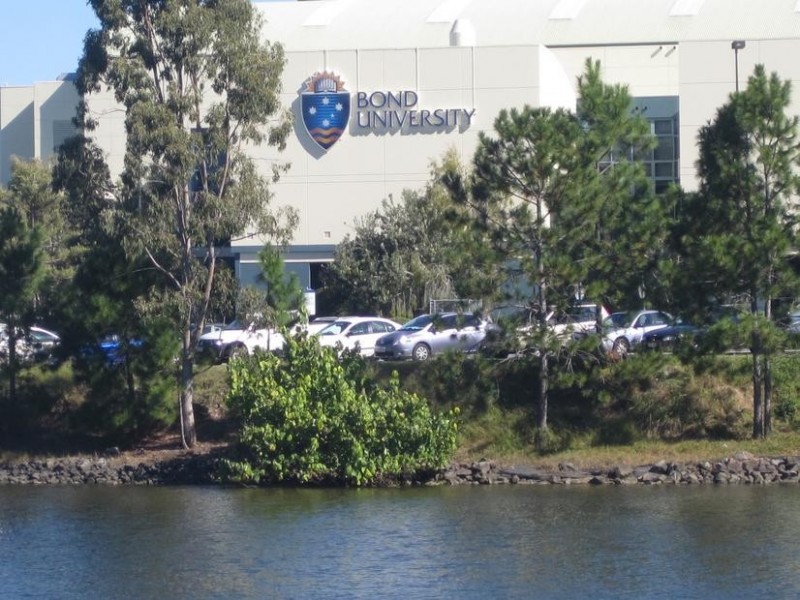 25 Lake Orr Drive, Varsity Lakes QLD 4227