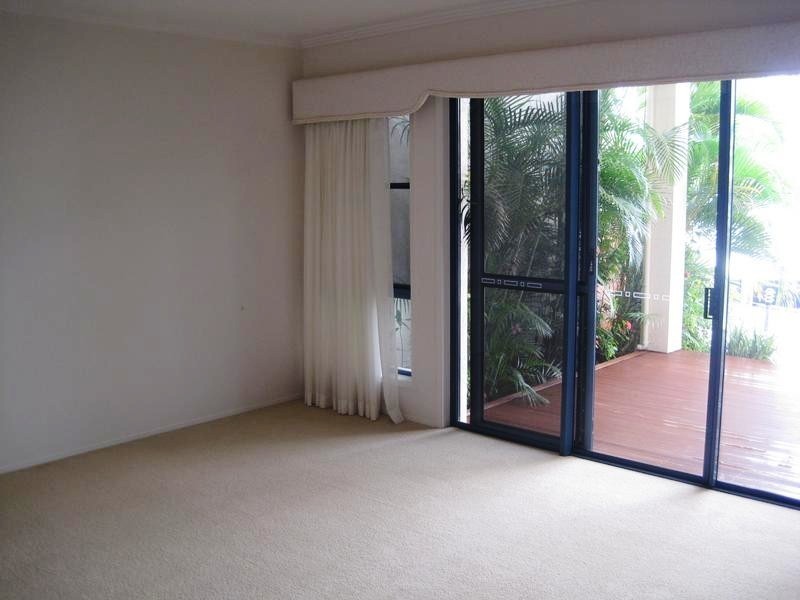 11/101 Morala Avenue, Runaway Bay QLD 4216