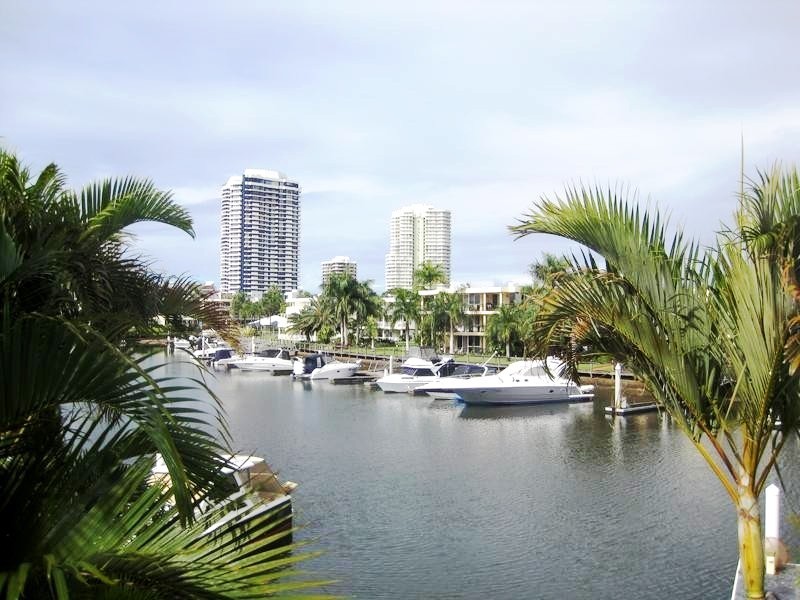 11/101 Morala Avenue, Runaway Bay QLD 4216