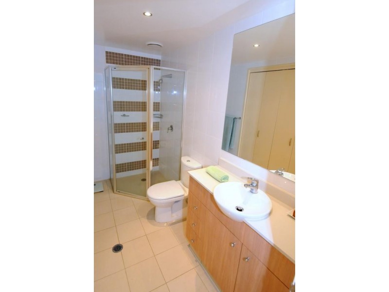 405/3 Como Crescent, Southport QLD 4215