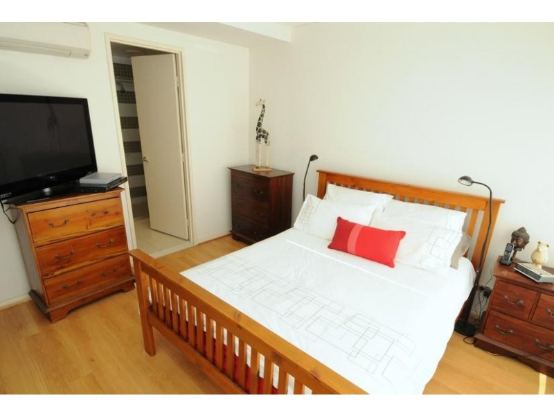 405/3 Como Crescent, Southport QLD 4215