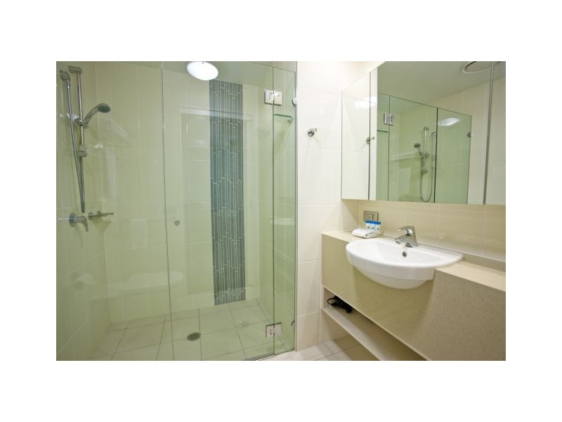 3126 Surfers Boulevard, Surfers Paradise QLD 4217