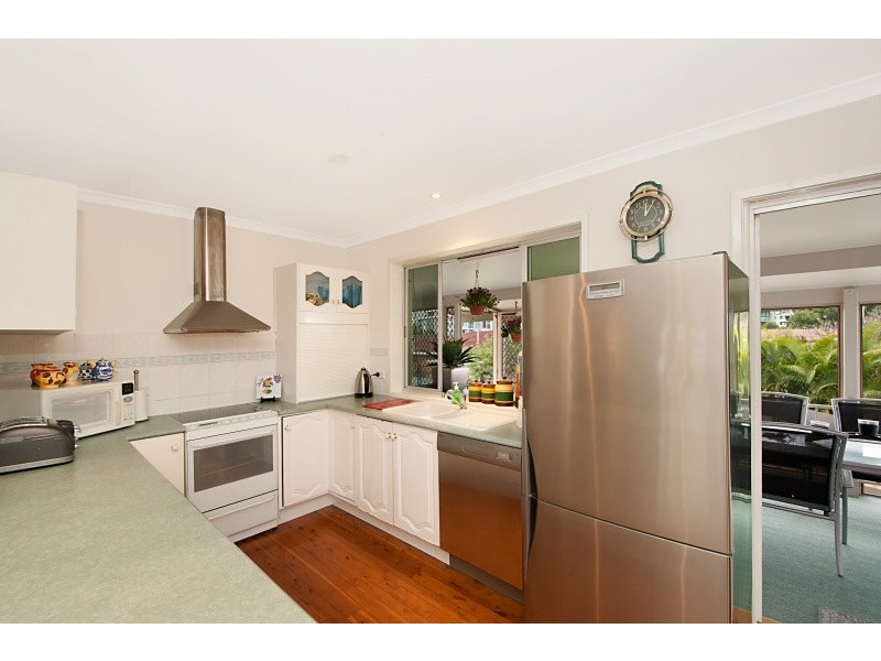 5 Lotus Avenue, Hollywell QLD 4216