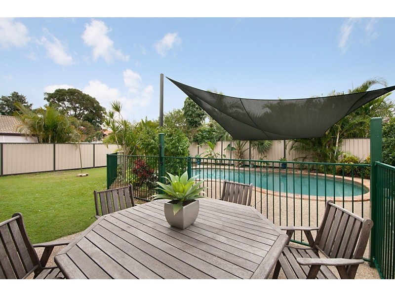 5 Lotus Avenue, Hollywell QLD 4216