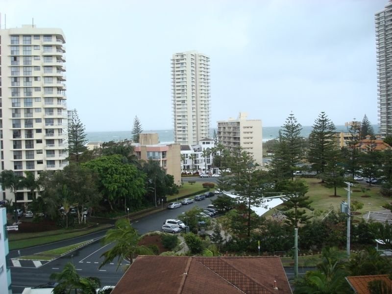 120 Surf Parade, Broadbeach QLD 4218