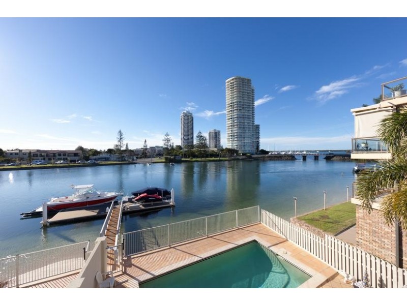 2/56A Back Street, Biggera Waters QLD 4216