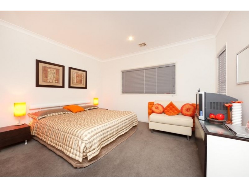 2/56A Back Street, Biggera Waters QLD 4216