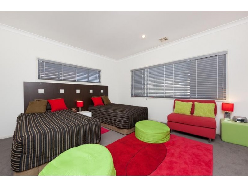 2/56A Back Street, Biggera Waters QLD 4216