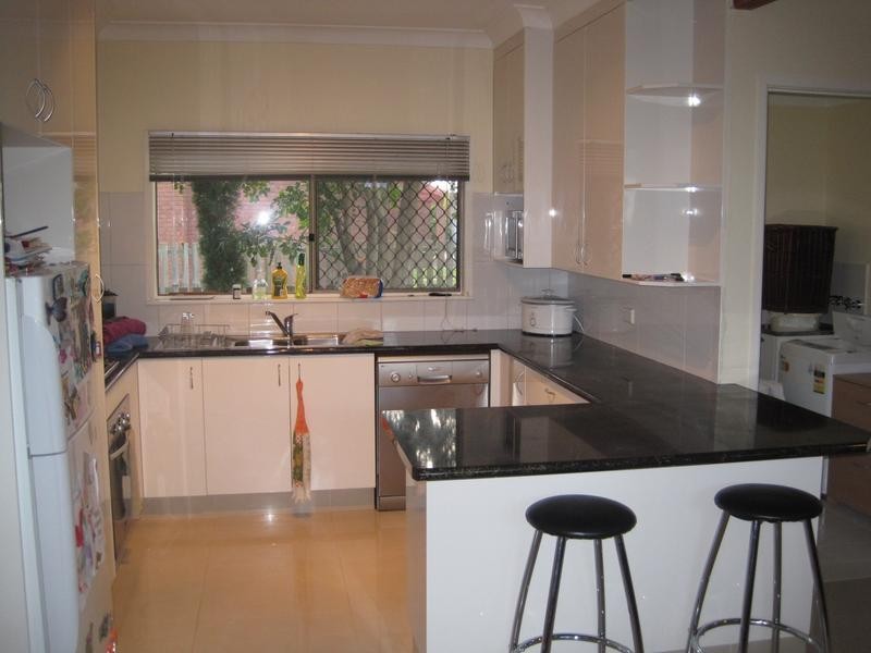 62 Victor Avenue, Paradise Point QLD 4216