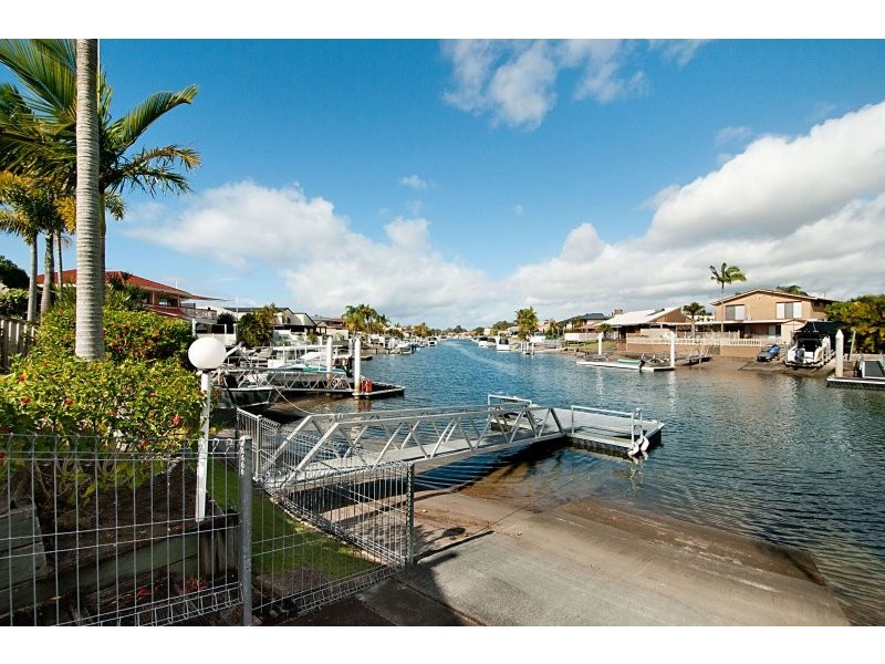 4 Matthew Flinders Drive, Hollywell QLD 4216