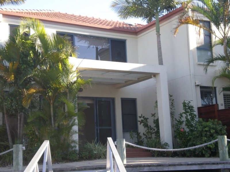 101 Morala Avenue, Runaway Bay QLD 4216