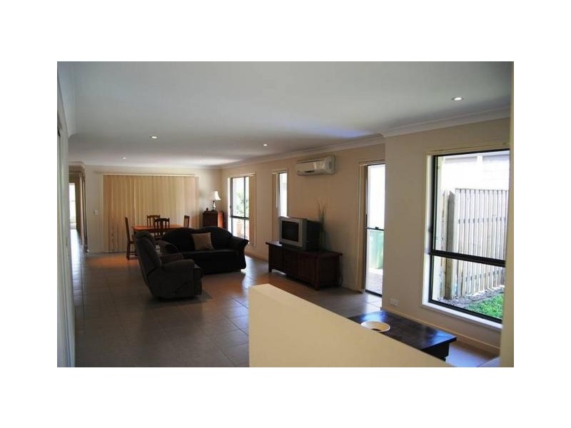 12 Wings Road, Upper Coomera QLD 4209