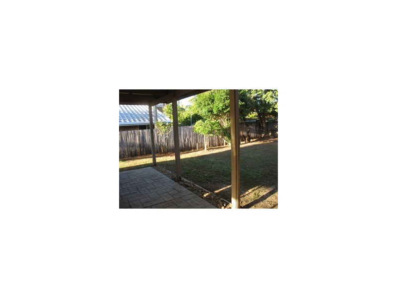6 Menzies Close, Arundel QLD 4214