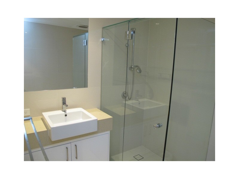 D3/1 Great Hall Drive, Nobby Beach QLD 4218