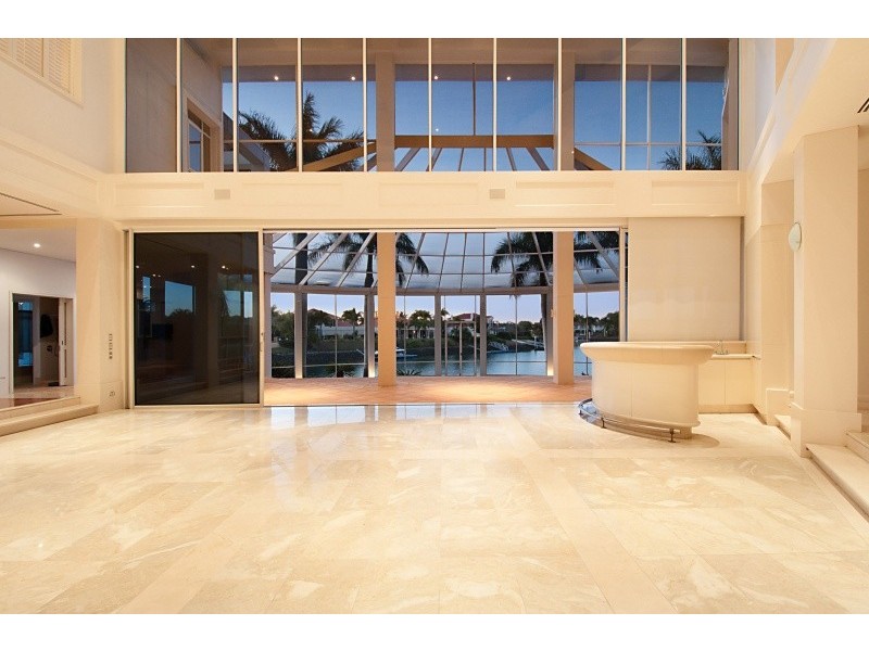 1077 Killymoon Drive, Hope Island QLD 4212