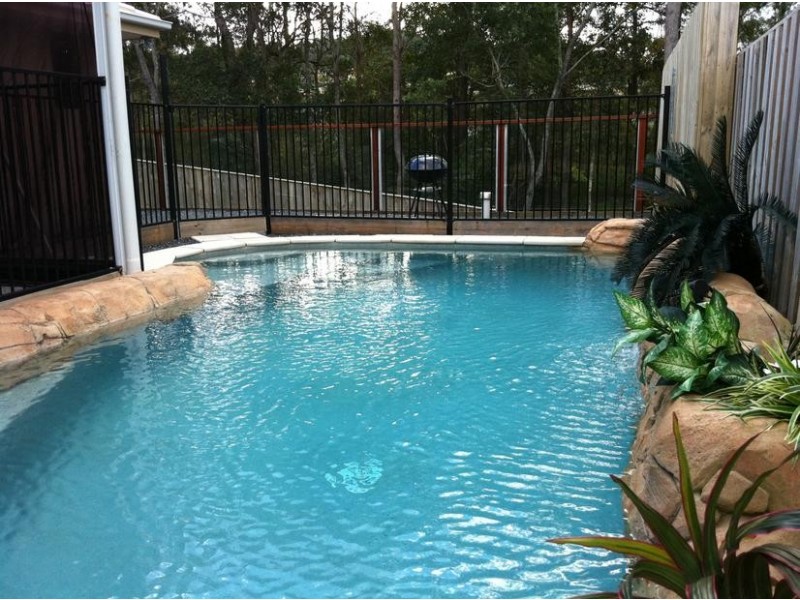 102 Mcauley Parade, Pacific Pines QLD 4211