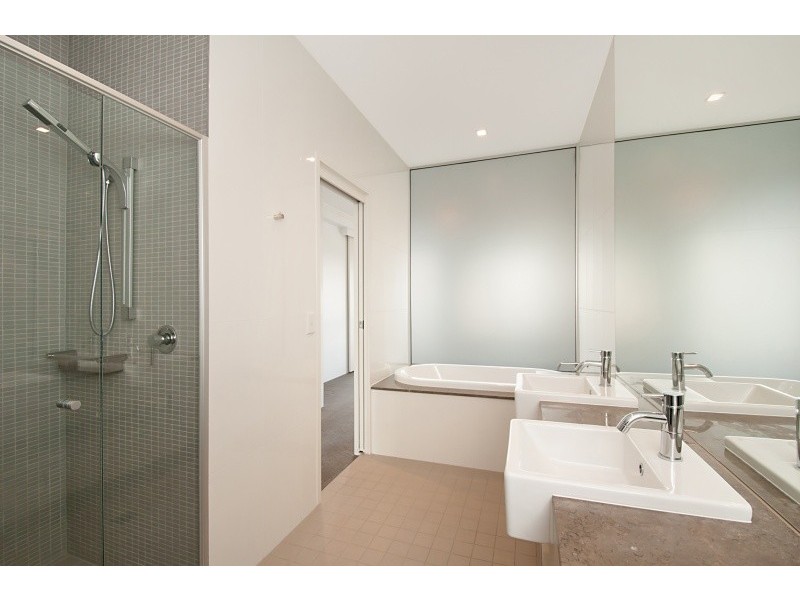 1805 Rialto Key Drive, Hope Island QLD 4212