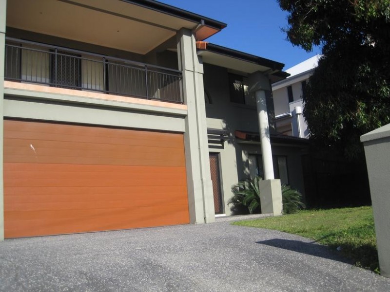 5 Mal Burke Street, Southport QLD 4215