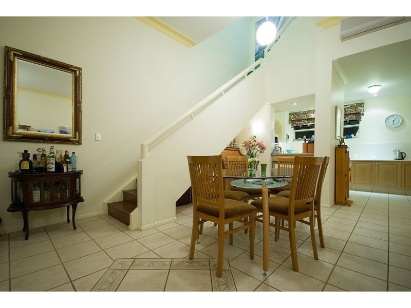 100 Morala Avenue, Runaway Bay QLD 4216