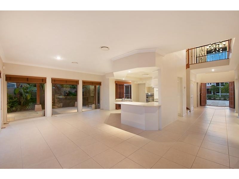 50 Calmwater Crescent, Helensvale QLD 4212