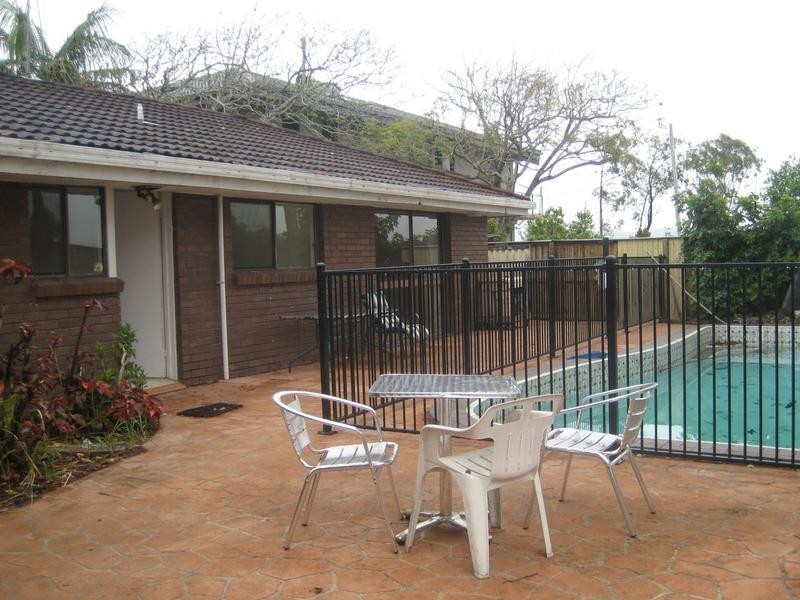 31 Killowill Avenue, Paradise Point QLD 4216