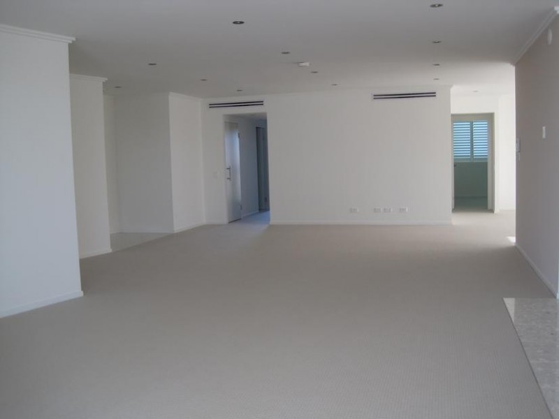 120 Surf Parade, Broadbeach QLD 4218